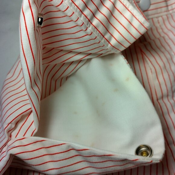 Vintage 1960s Shorts Women Size 11 White Red Striped Snap Pockets Hong Kong READ - Picture 11 of 15